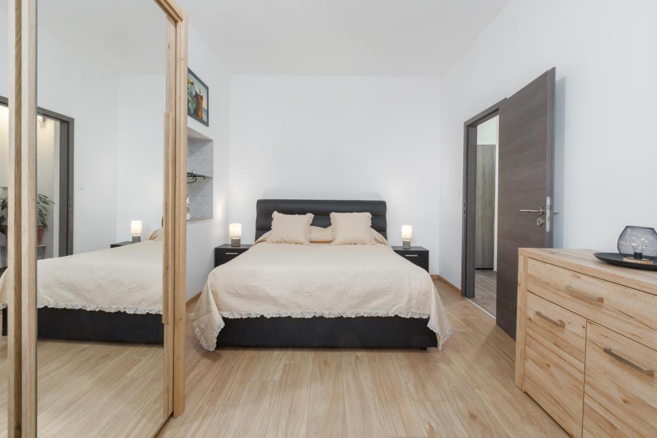 Apartment Caterina Rovinj Exterior foto